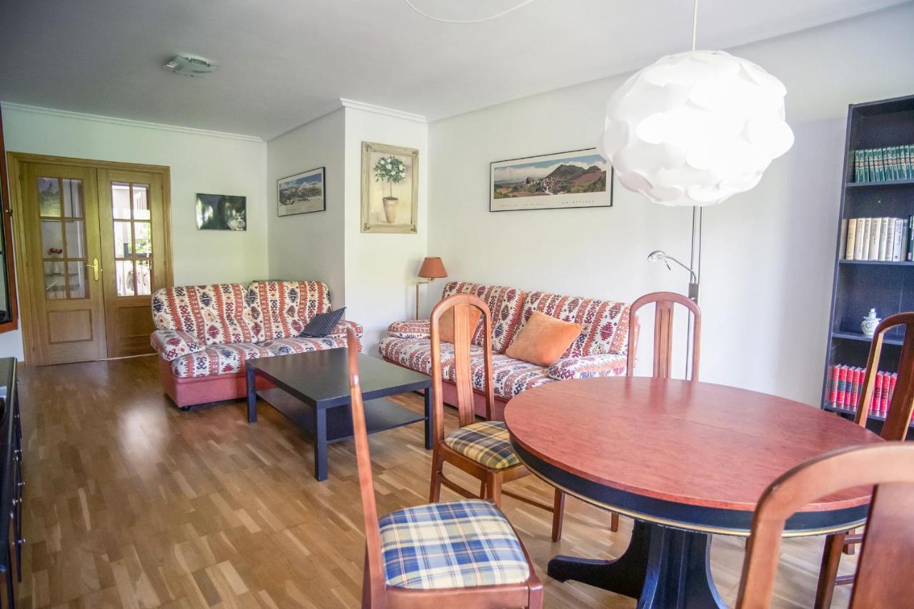 Un Jardin En La Ciudad Gran Piso Y Super Terraza En El Centro By Apartamentos Logrono Luaran gambar