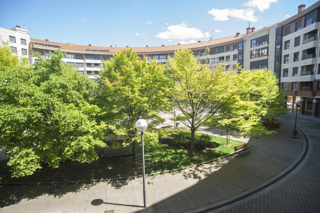 Un Jardin En La Ciudad Gran Piso Y Super Terraza En El Centro By Apartamentos Logrono Luaran gambar